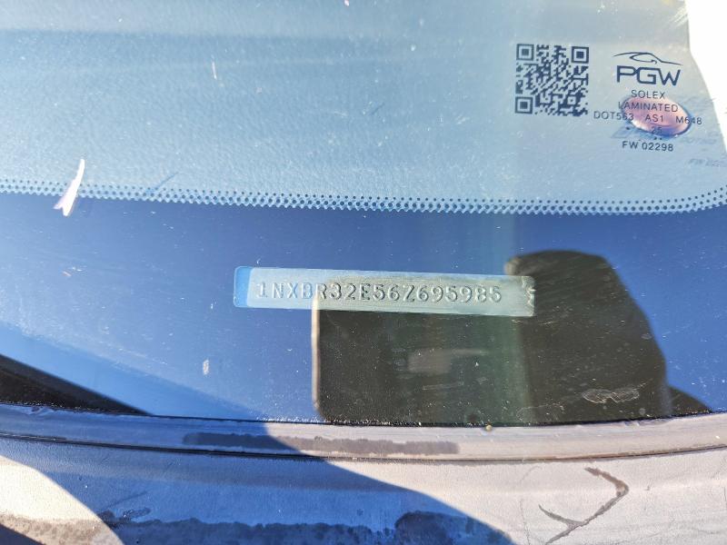2006 Toyota Corolla მანქანა იყიდება აუქციონზე, vin: 1NXBR32E56Z695985, აუქციონის ნომერი: 52681526
