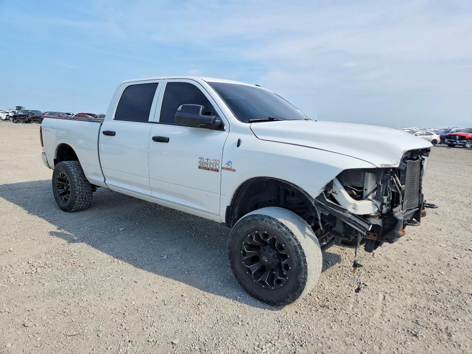 53926666 :رقم المزاد ، 3C6UR5CL4GG235962 vin ، 2016 Ram 2500 مزاد بيع