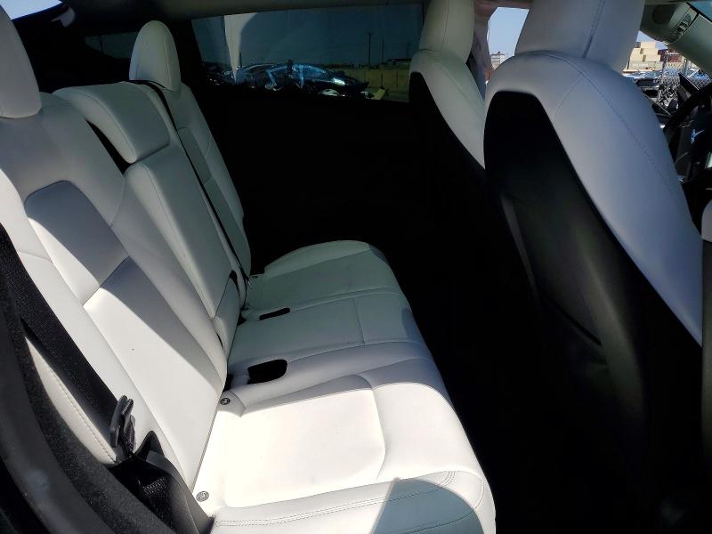 55001086 :رقم المزاد ، 7SAYGDEE7RA238324 vin ، 2024 Tesla Model Y مزاد بيع