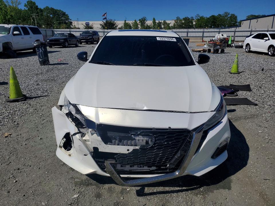 53370096 :رقم المزاد ، 1N4BL4CV0MN341038 vin ، 2021 Nissan Altima مزاد بيع