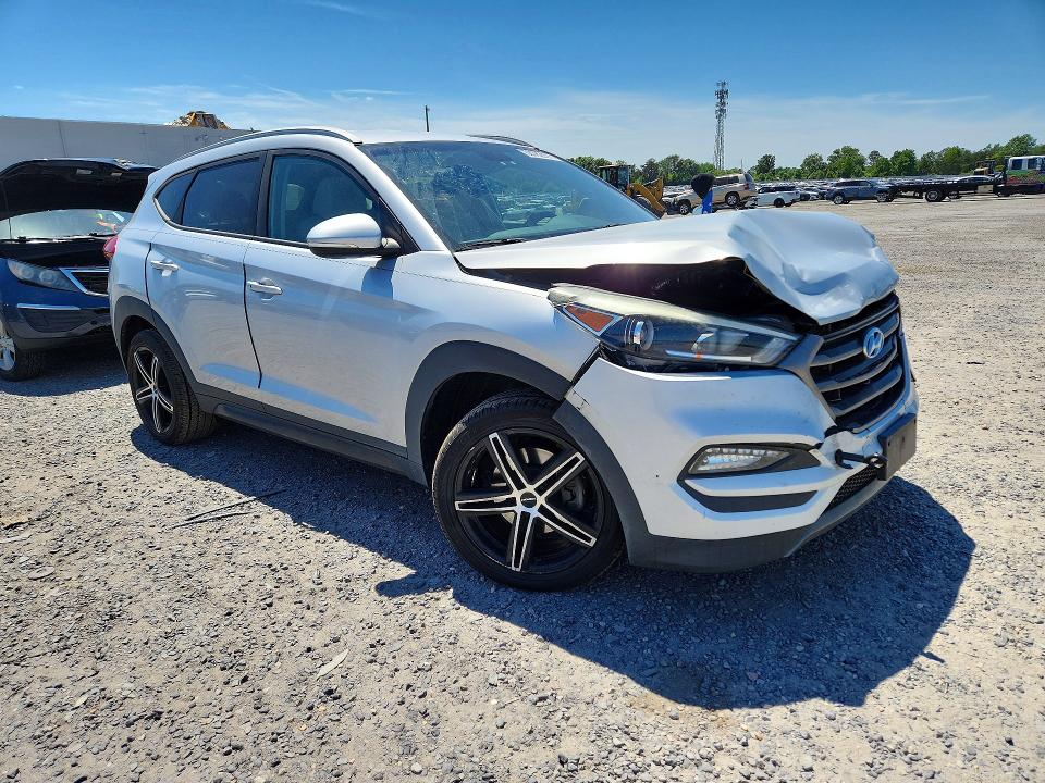 53782976 :رقم المزاد ، KM8J3CA28GU149655 vin ، 2016 Hyundai Tucson مزاد بيع
