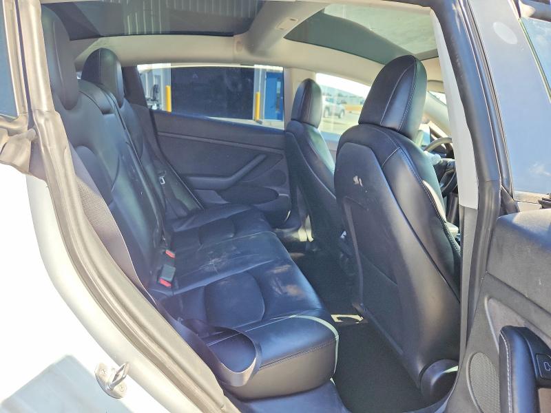 54822766 :رقم المزاد ، 5YJ3E1EB0MF995966 vin ، 2021 Tesla Model 3 مزاد بيع