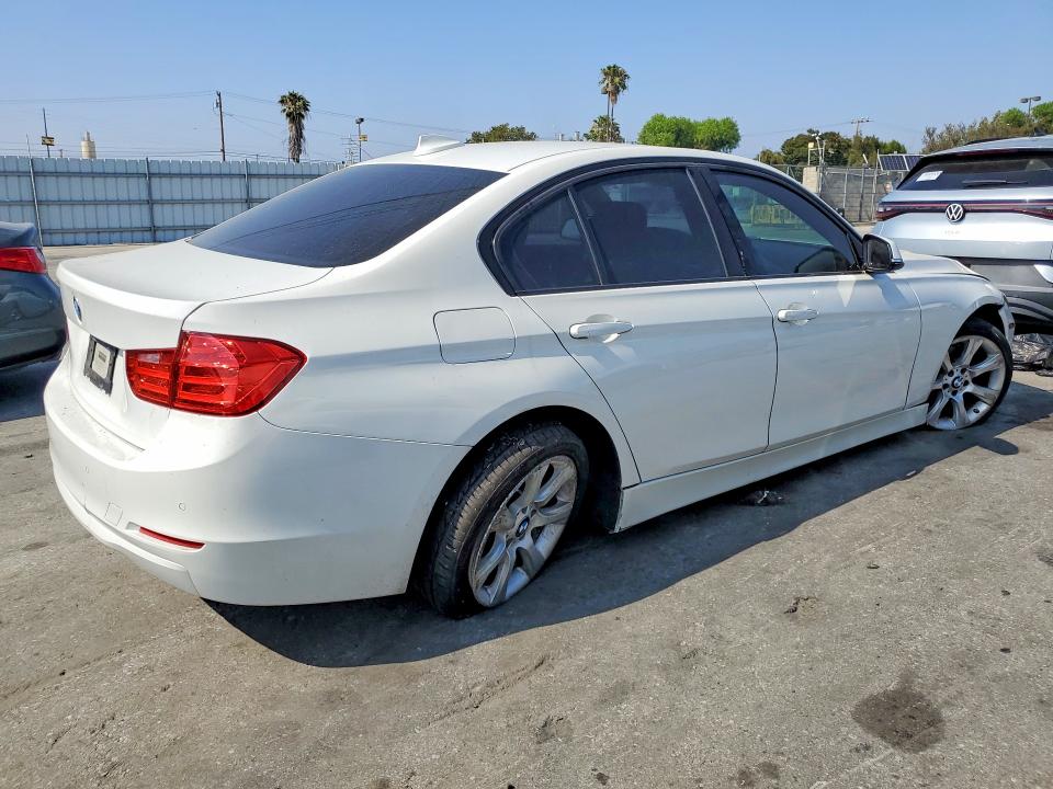 Продажа на аукционе авто 2015 Bmw 320, vin: WBA3B1G50FNT06168, номер лота: 53750906