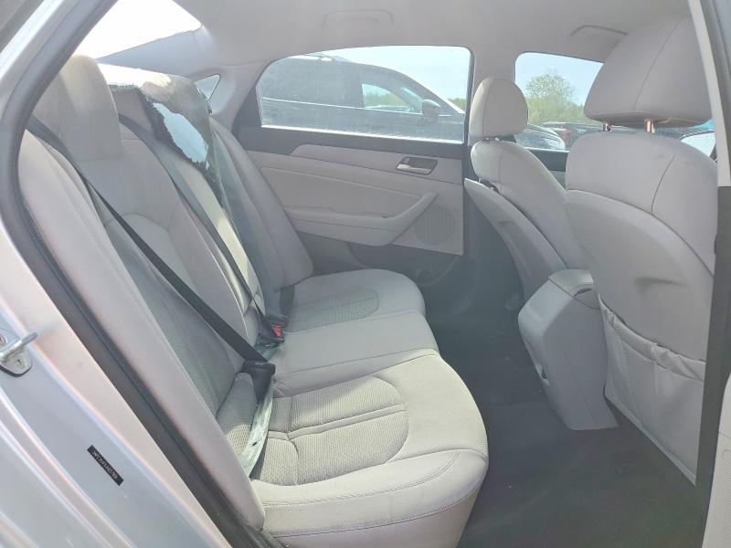 52446586 :رقم المزاد ، 5NPE34AF6JH657896 vin ، 2018 Hyundai Sonata مزاد بيع