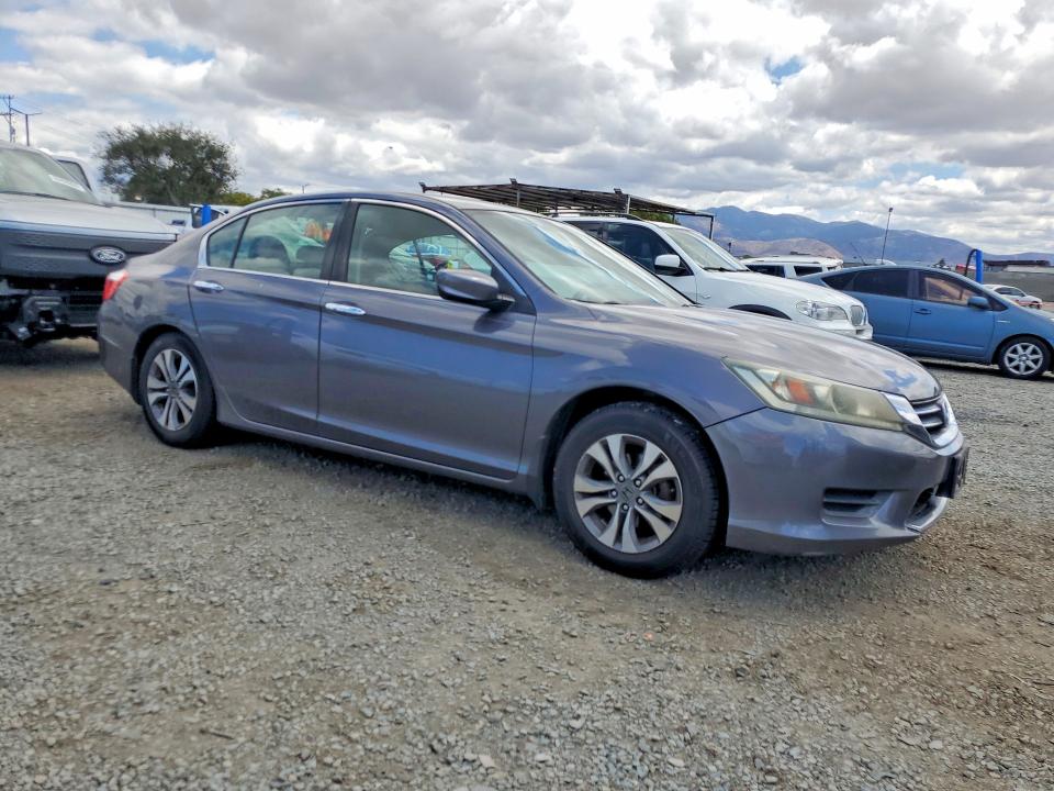 55456586 :رقم المزاد ، 1HGCR2F33FA084786 vin ، 2015 Honda Accord مزاد بيع