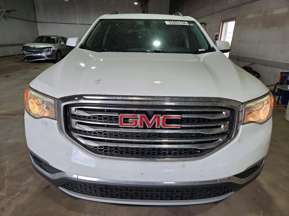 53203166 :رقم المزاد ، 1GKKNLLS1HZ178973 vin ، 2017 Gmc Acadia مزاد بيع