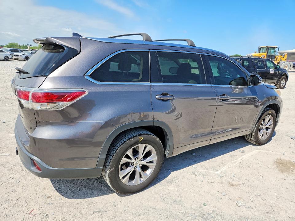 53265446 :رقم المزاد ، 5TDKKRFH0FS068504 vin ، 2015 Toyota Highlander مزاد بيع