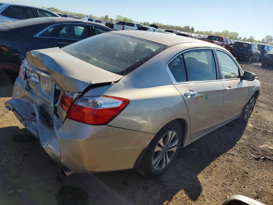 53570226 :رقم المزاد ، 1HGCR2F37FA205027 vin ، 2015 Honda Accord مزاد بيع