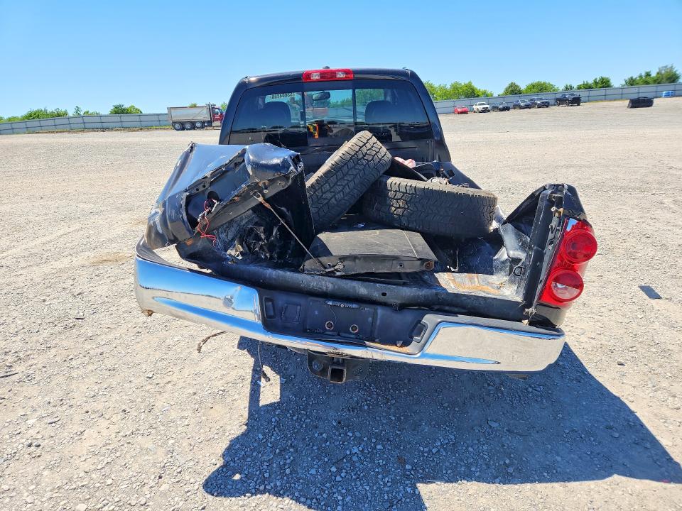 53804156 :رقم المزاد ، 1D7HU18288J109241 vin ، 2008 Dodge Ram 1500 مزاد بيع