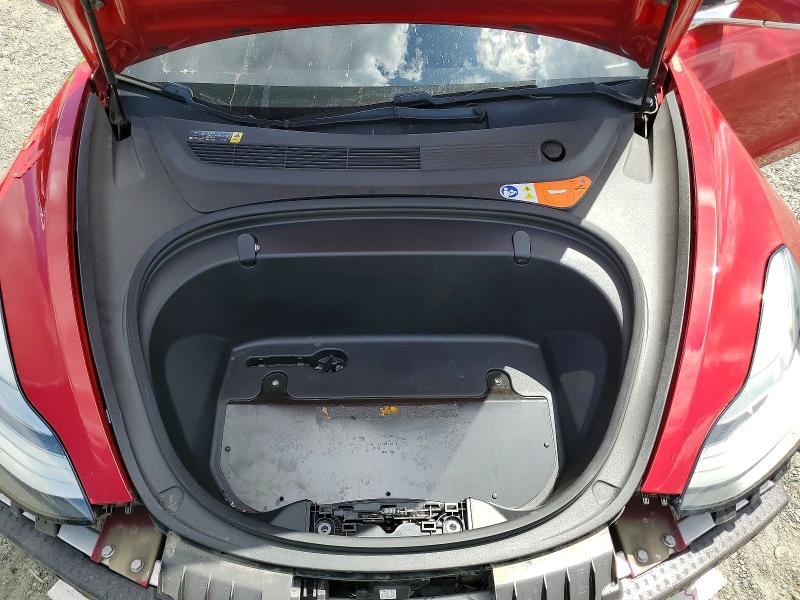 55024176 :رقم المزاد ، 5YJ3E1EA0JF008849 vin ، 2018 Tesla Model 3 مزاد بيع