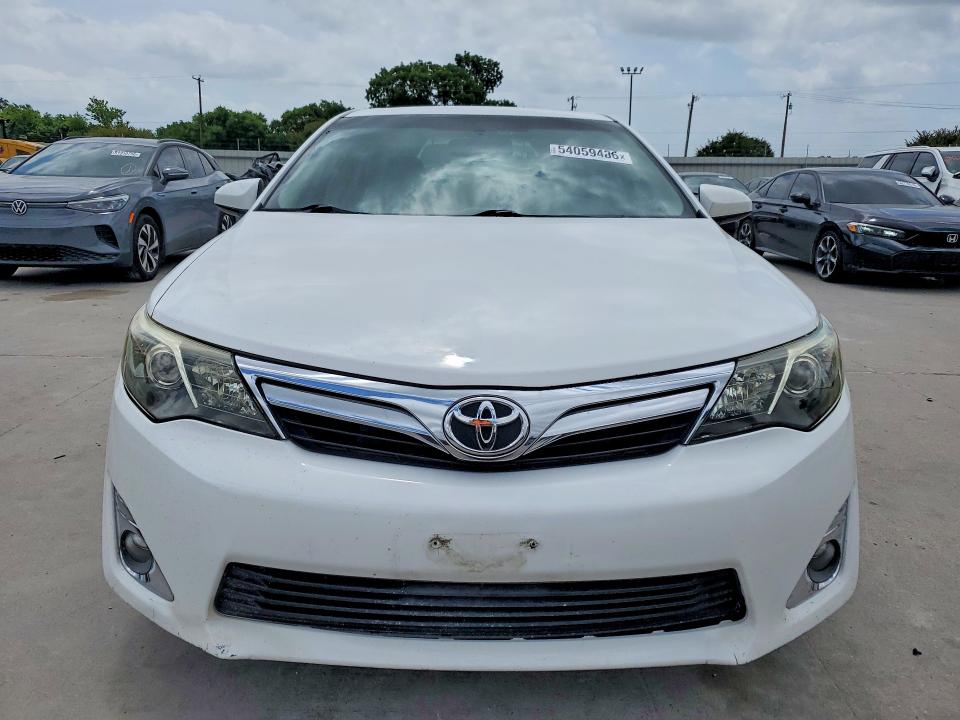 54059436 :رقم المزاد ، 4T1BK1FKXEU539433 vin ، 2014 Toyota Camry مزاد بيع