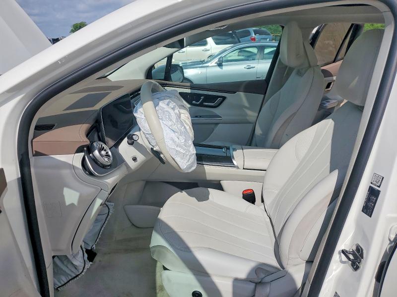 54107336 :رقم المزاد ، 4JGGM2BB6RA050899 vin ، 2024 Mercedes-benz Eqe Suv مزاد بيع
