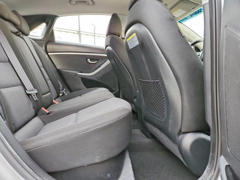 2016 Hyundai Elantra Gt მანქანა იყიდება აუქციონზე, vin: KMHD25LH8GU267542, აუქციონის ნომერი: 53040116