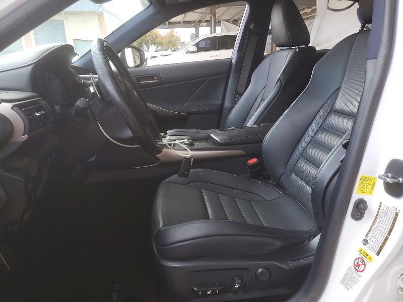52212726 :رقم المزاد ، JTHBE1D23H5031543 vin ، 2017 Lexus Is مزاد بيع