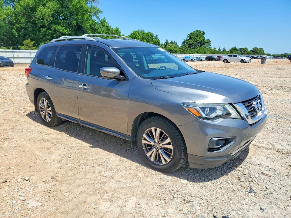 53239406 :رقم المزاد ، 5N1DR2MN1JC620215 vin ، 2018 Nissan Pathfinder مزاد بيع