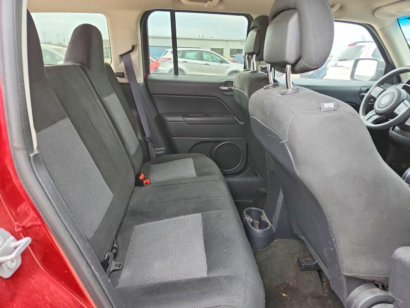 52299536 :رقم المزاد ، 1C4NJPBA1HD200049 vin ، 2017 Jeep Patriot مزاد بيع