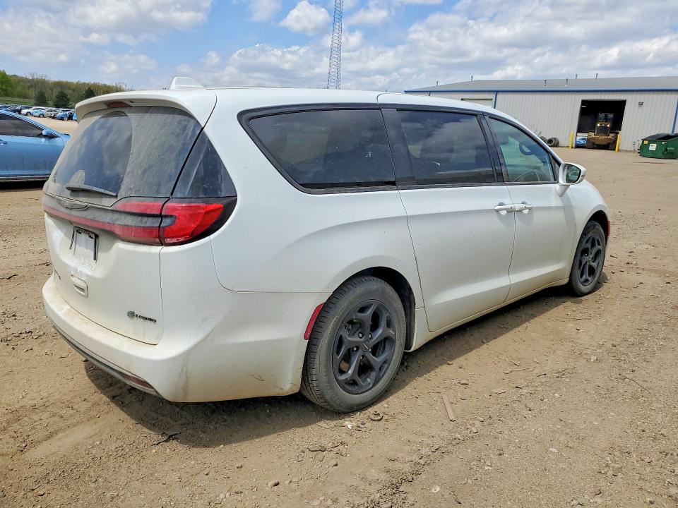 52470666 :رقم المزاد ، 2C4RC1L75NR216212 vin ، 2022 Chrysler Pacifica مزاد بيع