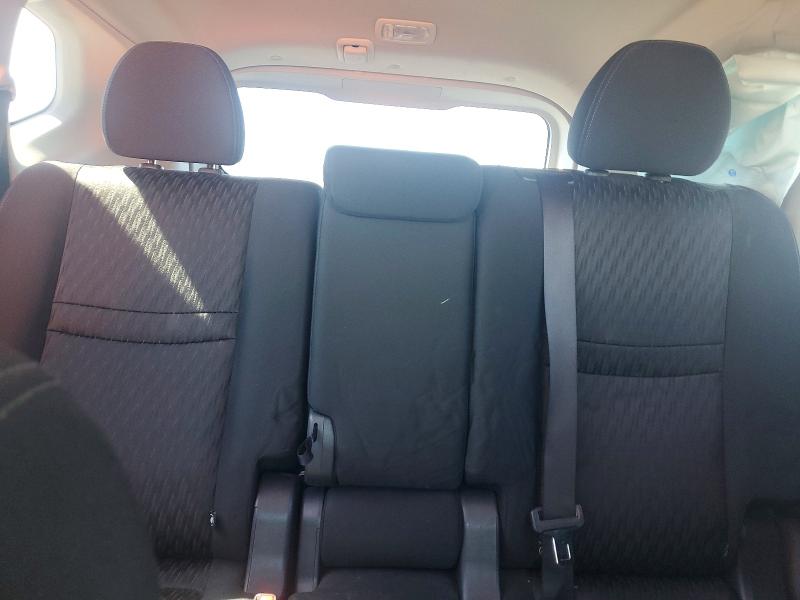 51638386 :رقم المزاد ، KNMAT2MV3HP529510 vin ، 2017 Nissan Rogue مزاد بيع