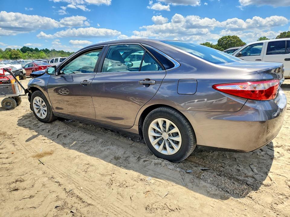 54857926 :رقم المزاد ، 4T4BF1FK5GR519071 vin ، 2016 Toyota Camry مزاد بيع