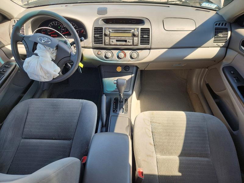52408436 :رقم المزاد ، 4T1BE30K35U515812 vin ، 2005 Toyota Camry مزاد بيع