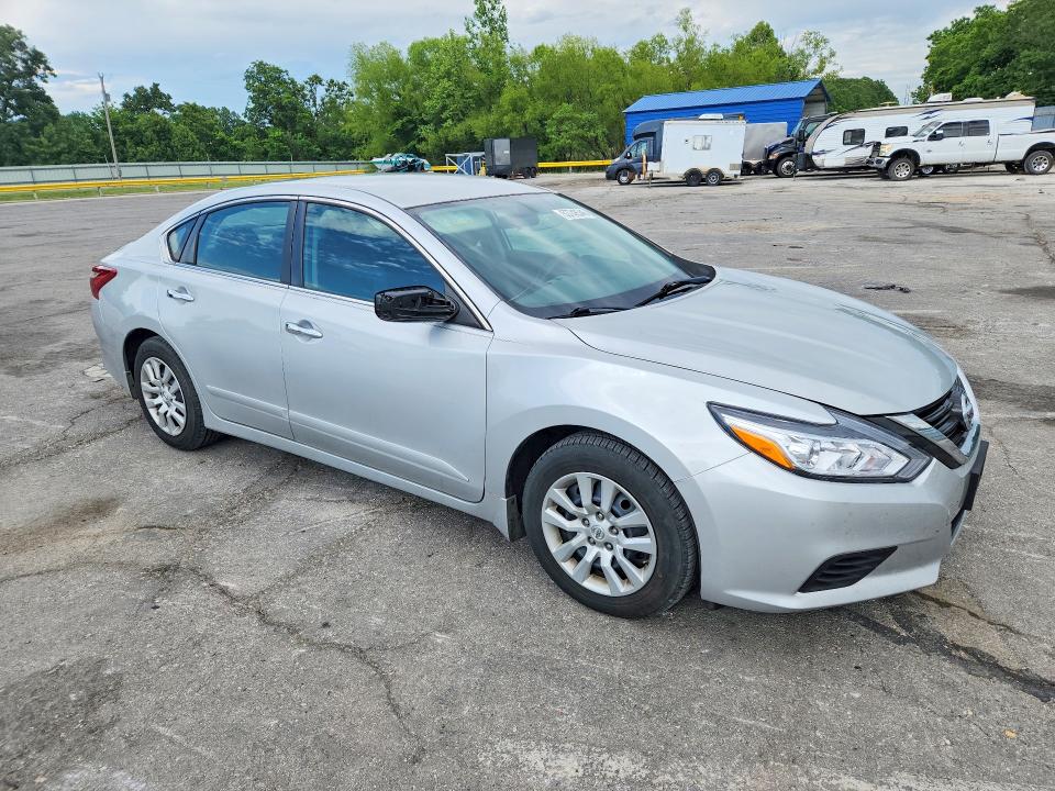 Продаж на аукціоні авто 2018 Nissan Altima, vin: 1N4AL3AP4JC107132, номер лоту: 53748346