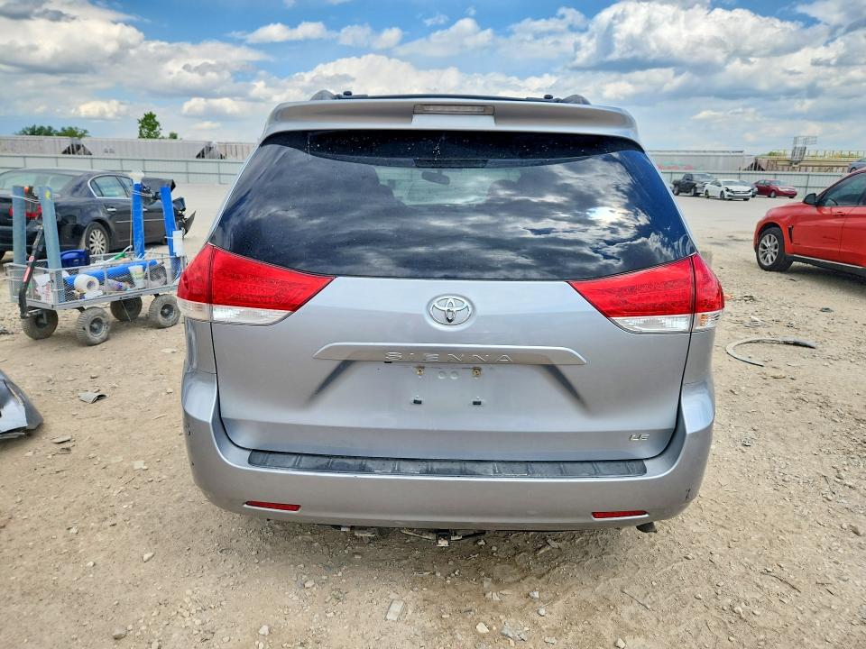 Продажа на аукционе авто 2014 Toyota Sienna, vin: 5TDKK3DC8ES522467, номер лота: 52078136