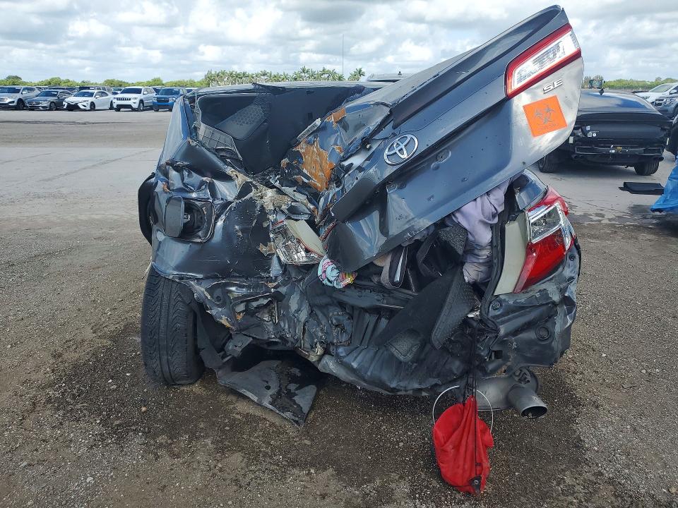 53170686 :رقم المزاد ، 4T1BF1FK9EU440462 vin ، 2014 Toyota Camry مزاد بيع