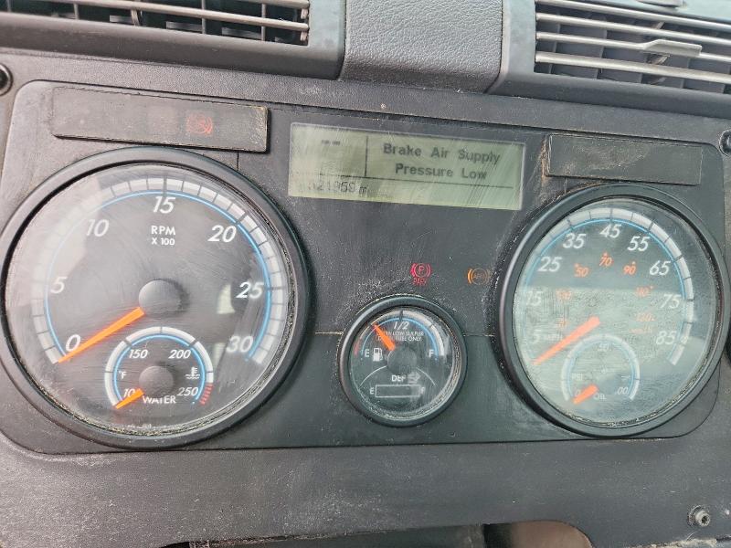 Aukcja sprzedaży 2018 Freightliner Cascadia 125, vin: 3AKJGEDVXJSJM3652, numer aukcji: 54137636