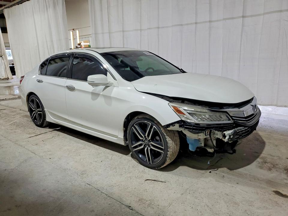 Aukcja sprzedaży 2017 Honda Accord, vin: 1HGCR3F9XHA042094, numer aukcji: 54844496
