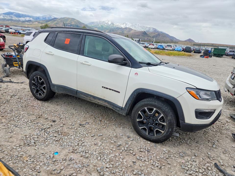 54109986 :رقم المزاد ، 3C4NJDDB8KT618274 vin ، 2019 Jeep Compass مزاد بيع