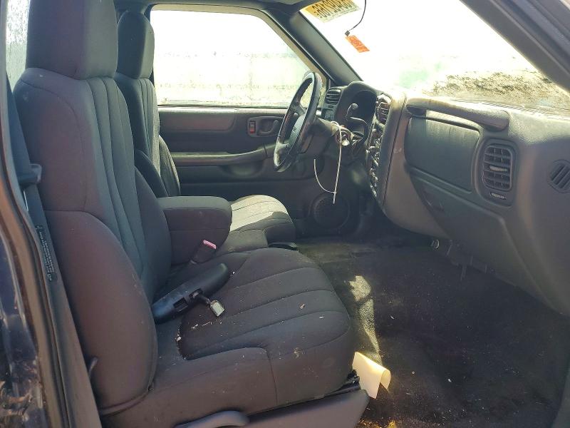 53492166 :رقم المزاد ، 1GTCS14H838117554 vin ، 2003 Gmc Sonoma مزاد بيع