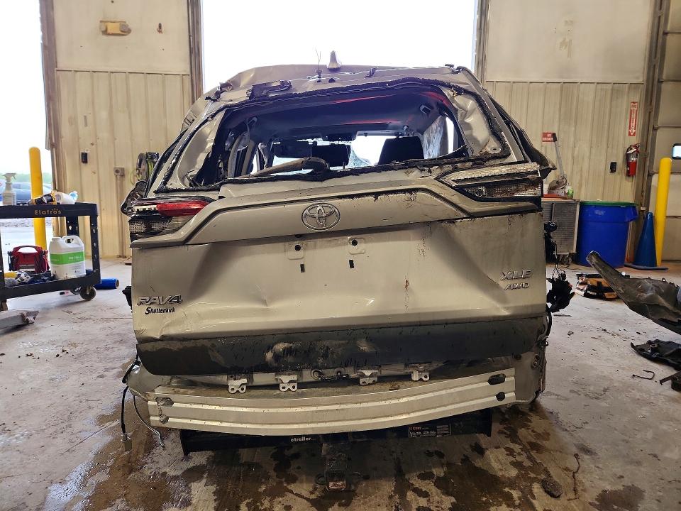 52060676 :رقم المزاد ، 2T3P1RFV4KW001038 vin ، 2019 Toyota Rav4 مزاد بيع