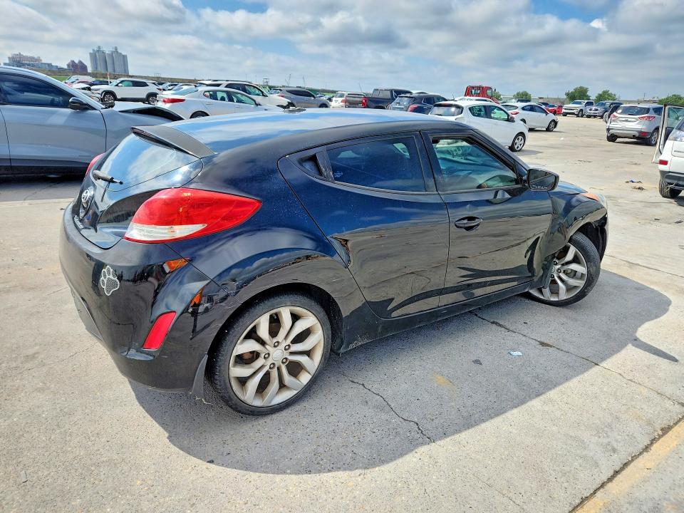 Продаж на аукціоні авто 2013 Hyundai Veloster, vin: KMHTC6AD8DU150862, номер лоту: 53170386