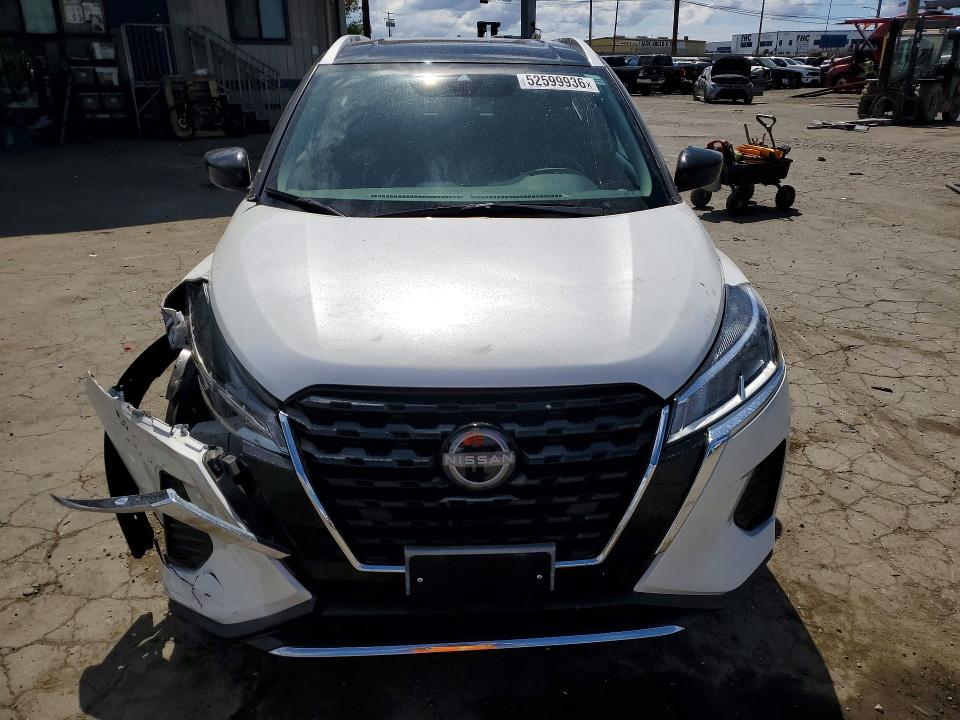 52599936 :رقم المزاد ، 3N1CP5CV4PL496711 vin ، 2023 Nissan Kicks مزاد بيع