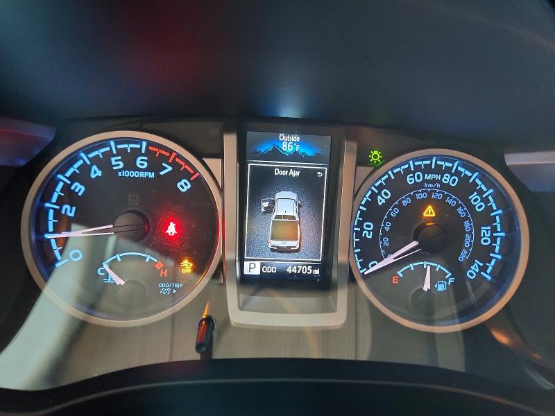 55740936 :رقم المزاد ، 3TMAZ5CNXNM162897 vin ، 2022 Toyota Tacoma مزاد بيع