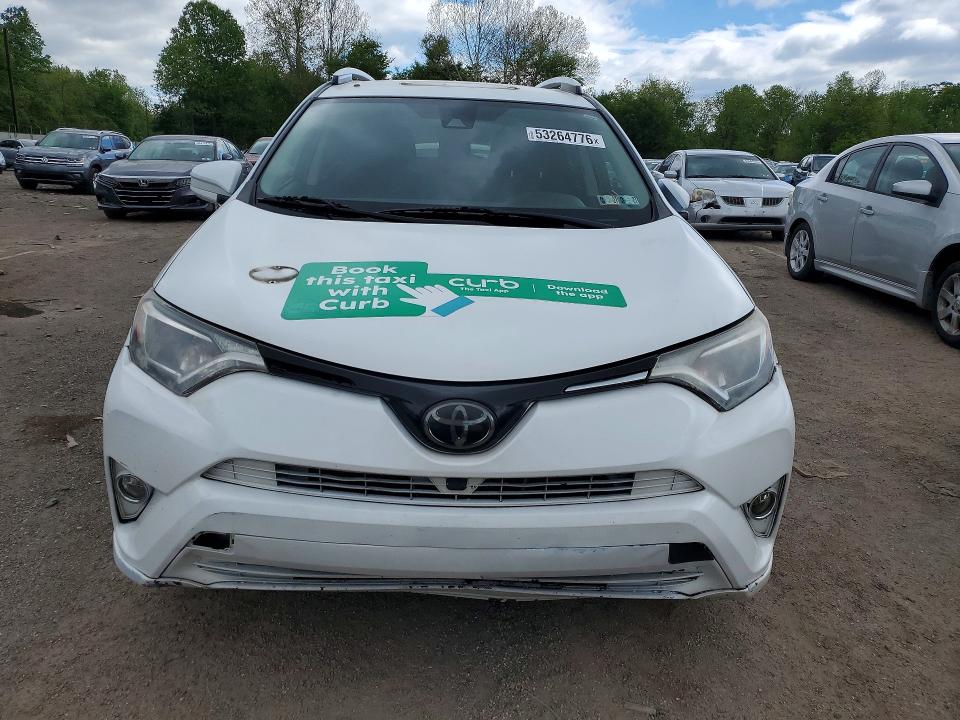 Продажа на аукционе авто 2018 Toyota Rav4, vin: JTMBFREV4JJ736242, номер лота: 53264776