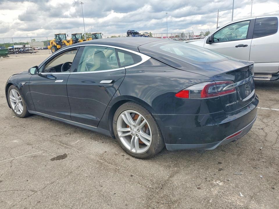 Продажа на аукционе авто 2015 Tesla Model S, vin: 5YJSA1S22FF096783, номер лота: 53604806