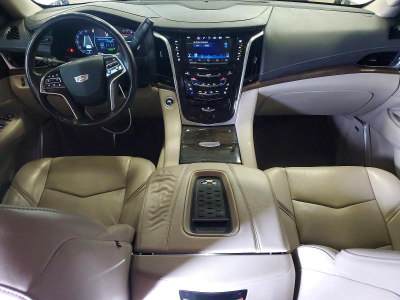 53468606 :رقم المزاد ، 1GYS4JKJ9LR207084 vin ، 2020 Cadillac Escalade مزاد بيع