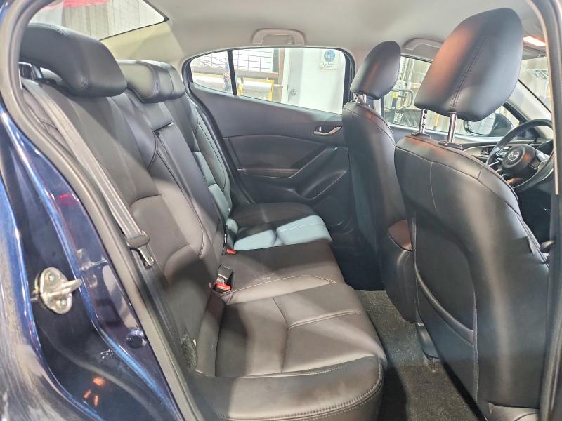 54632876 :رقم المزاد ، 3MZBN1V34JM271867 vin ، 2018 Mazda 3 مزاد بيع