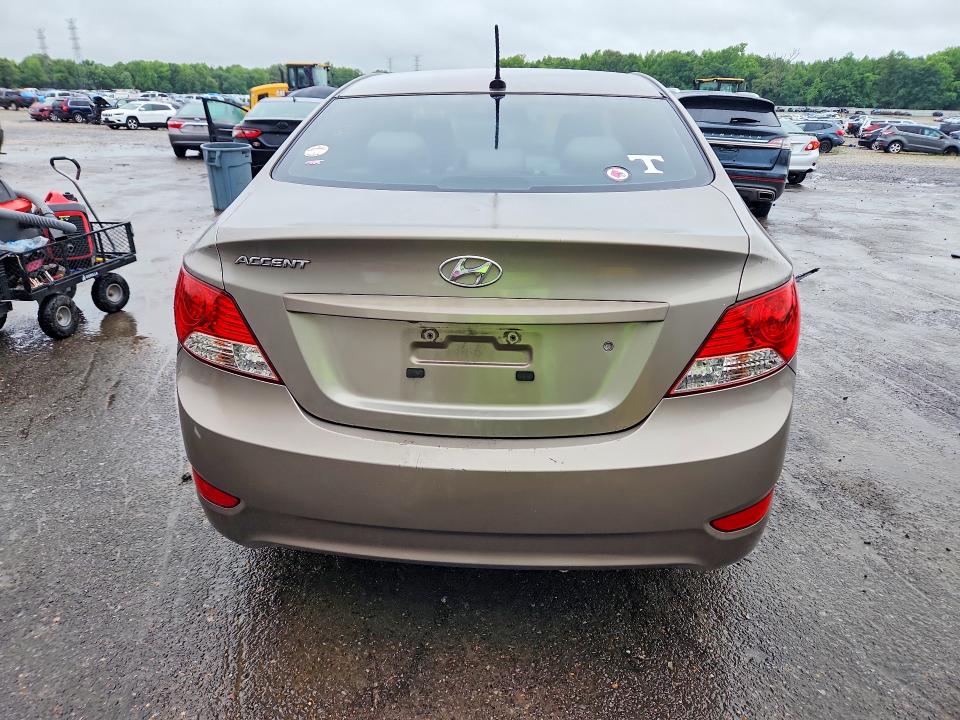 52582036 :رقم المزاد ، KMHCT4AE5DU562301 vin ، 2013 Hyundai Accent مزاد بيع