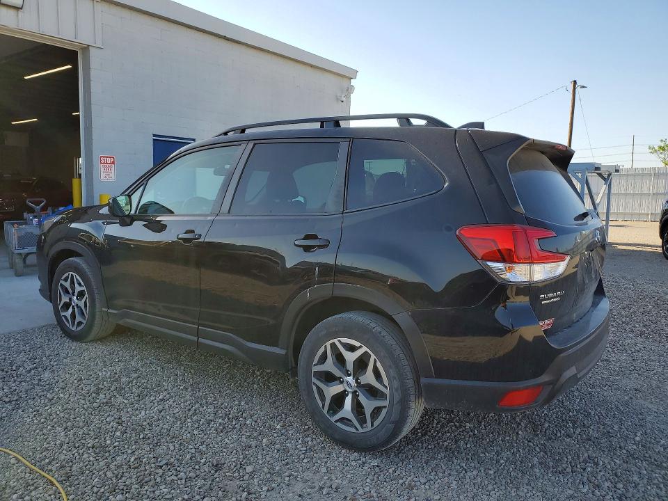 Продаж на аукціоні авто 2022 Subaru Forester, vin: JF2SKADC0NH461285, номер лоту: 52415336