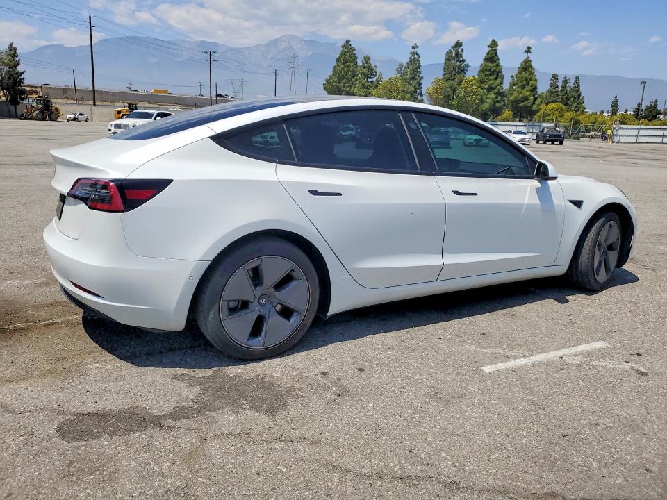 Auction sale of the 2021 Tesla Model 3, vin: 5YJ3E1EA8MF929642, lot number: 51850846