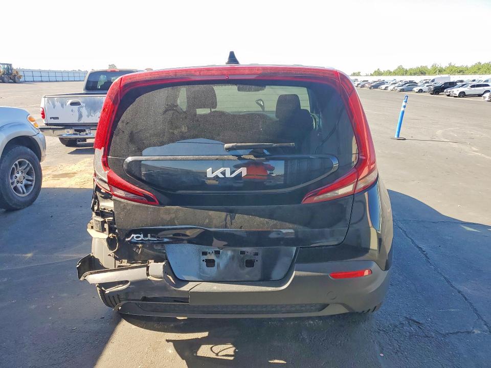 51707056 :رقم المزاد ، KNDJ23AU4N7176226 vin ، 2022 Kia Soul مزاد بيع