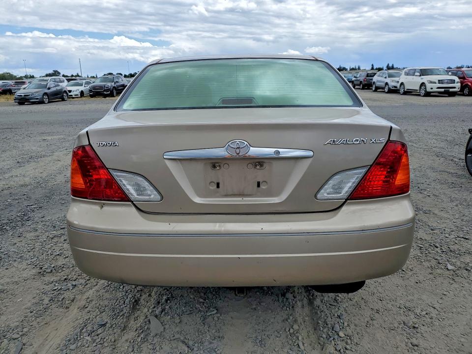 53851766 :رقم المزاد ، 4T1BF28B6YU080235 vin ، 2000 Toyota Avalon مزاد بيع