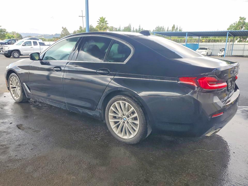 2022 Bmw 530 მანქანა იყიდება აუქციონზე, vin: WBA13BJ02NCJ18642, აუქციონის ნომერი: 54661256