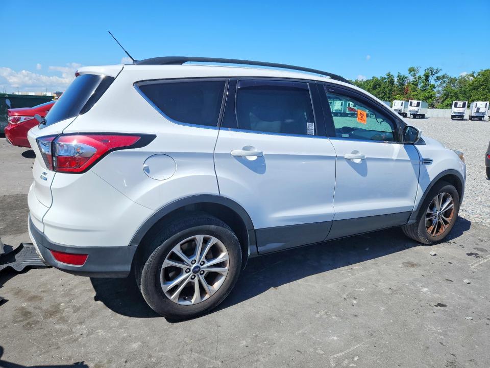 53595876 :رقم المزاد ، 1FMCU9GD2JUB87116 vin ، 2018 Ford Escape مزاد بيع