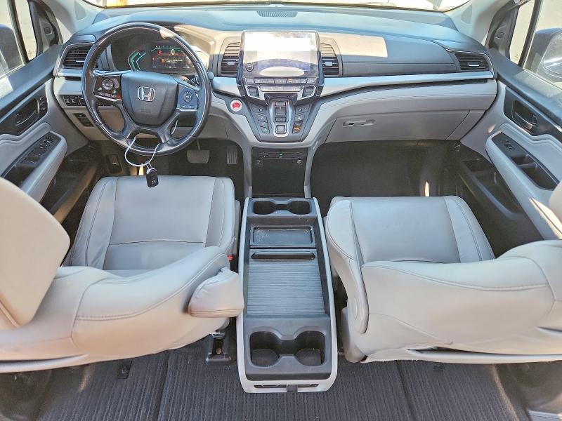 Продажа на аукционе авто 2018 Honda Odyssey, vin: 5FNRL6H81JB028856, номер лота: 52303426