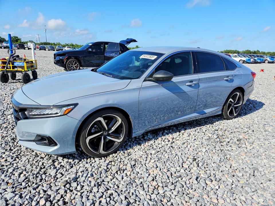 54022606 :رقم المزاد ، 1HGCV1F30MA028128 vin ، 2021 Honda Accord مزاد بيع