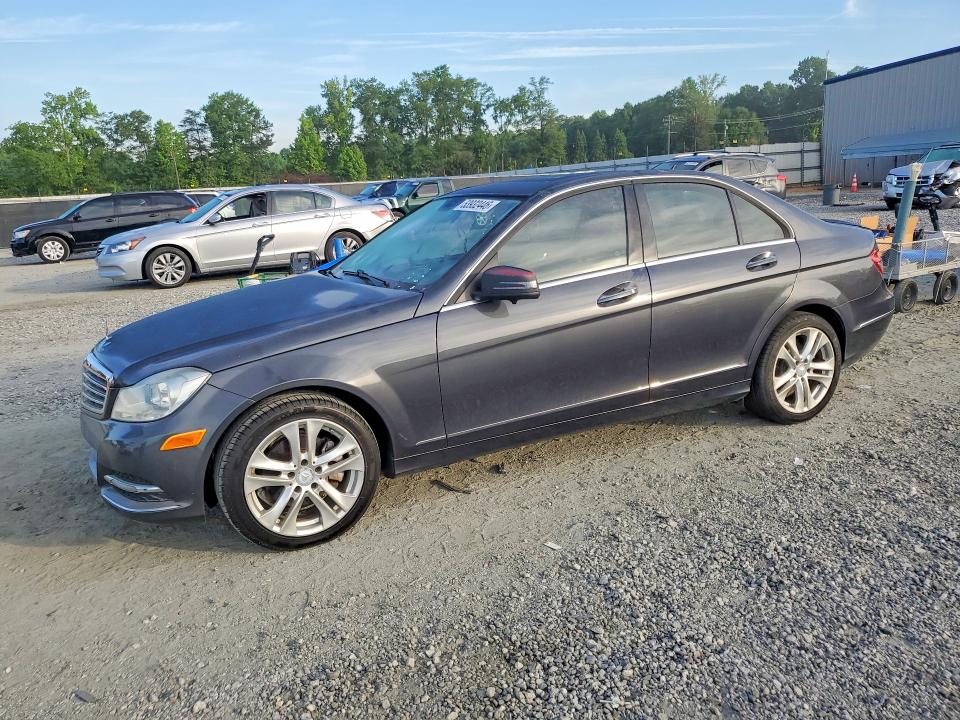 53932446 :رقم المزاد ، WDDGF4HB5ER307330 vin ، 2014 Mercedes-benz C مزاد بيع