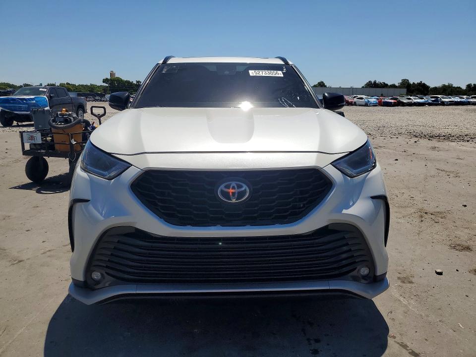 Aukcja sprzedaży 2022 Toyota Highlander, vin: 5TDLZRAH8NS132598, numer aukcji: 52733056